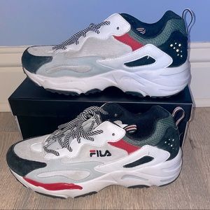 Women’s fila sneaker